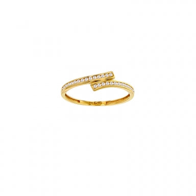 9ct gold ring set with cubic zirconia with twisted overlap