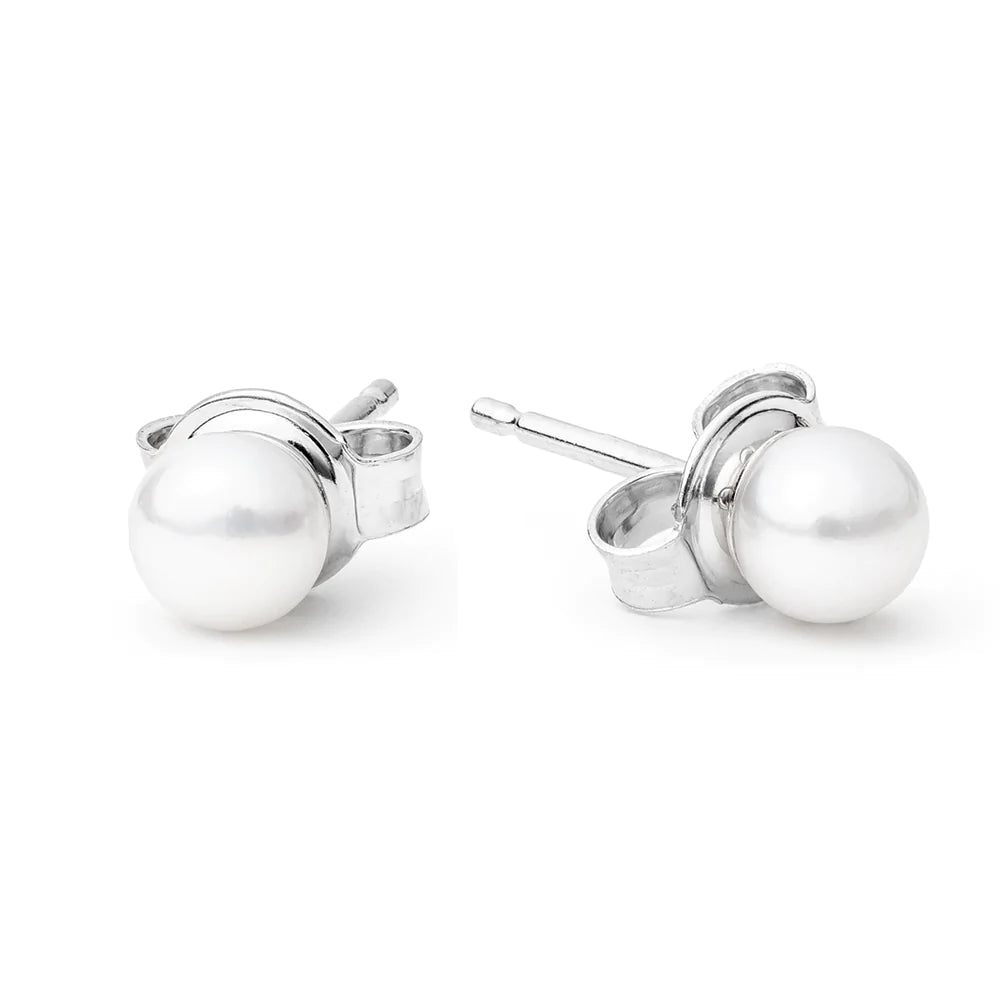 White Pearl Stud Earring