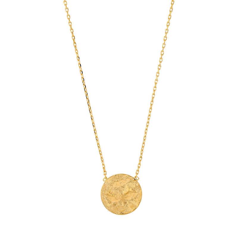 Gold-plated necklace with round hammered pendant